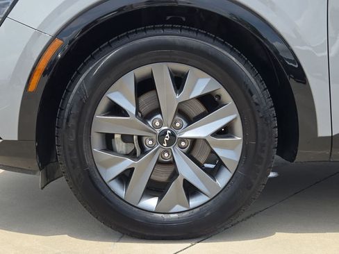 Certified 2024 Kia Sportage SX FWD image 12