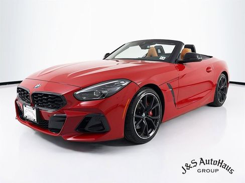 Used 2023 BMW Z4 sDrive30i w/ Premium Package RWD image 3
