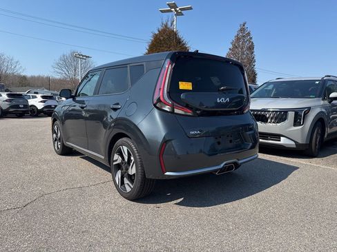 Used 2023 Kia Soul GT-Line w/ GT-Line Technology Package image 3
