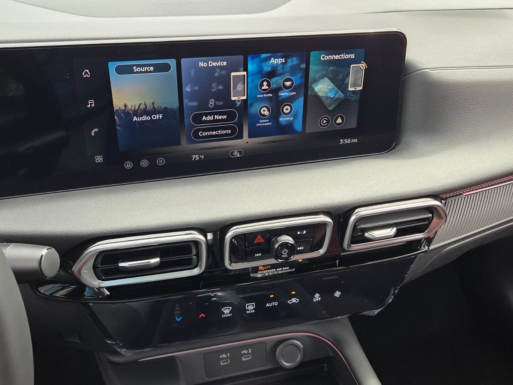 New 2026 Nissan Sentra SR w/ Floor Mat Package FWD image 17