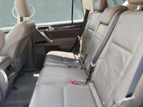 Used 2016 Lexus GX 460 w/ Premium Package AWD/4WD image 11
