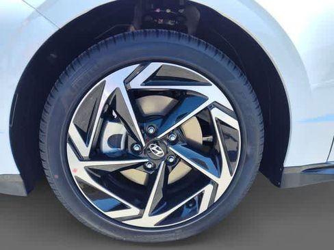 New 2026 Hyundai Sonata SEL image 9