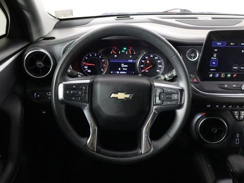 Used 2023 Chevrolet Blazer LT AWD/4WD image 7