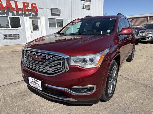 Used 2017 GMC Acadia Denali w/ Technology Package AWD/4WD image 1