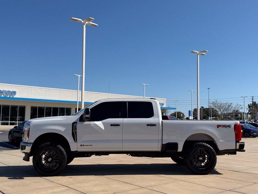 Used 2024 Ford F250 XLT w/ FX4 Off-Road Package AWD/4WD image 6