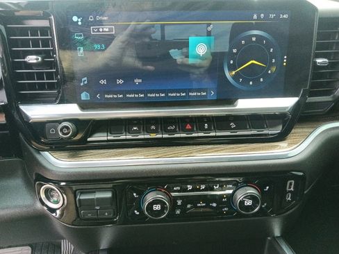 Used 2022 Chevrolet Silverado 1500 RST w/ All Star Edition Plus AWD/4WD image 21