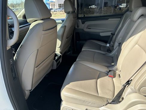Used 2019 Honda Odyssey EX-L image 17