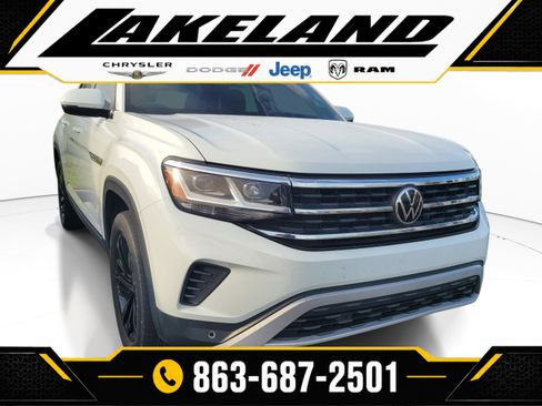 Used 2022 Volkswagen Atlas Cross Sport SE FWD image 1