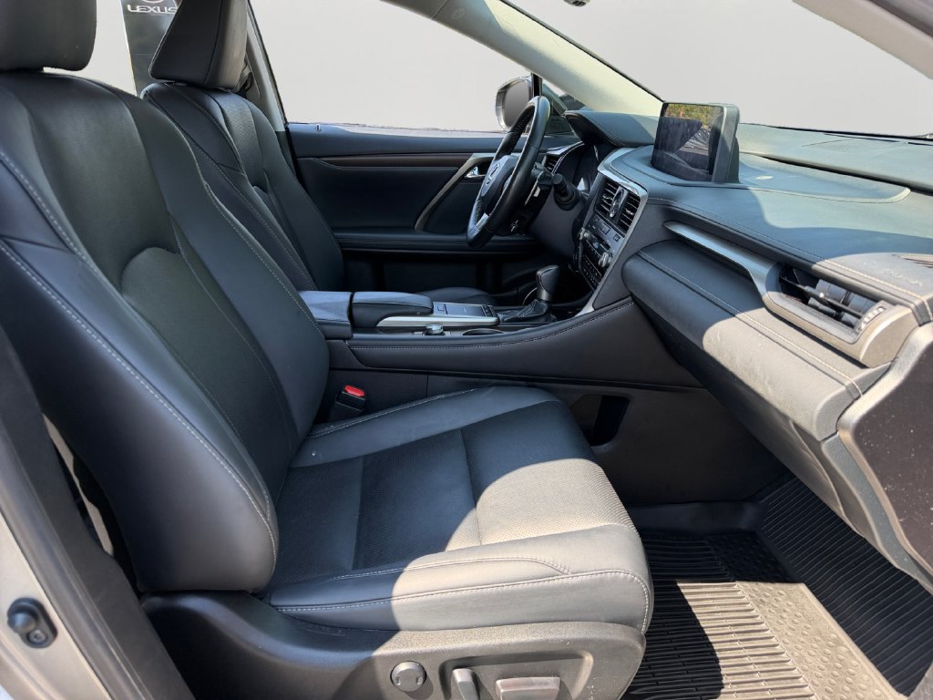 Used 2022 Lexus RX 350 AWD w/ Premium Package image 8