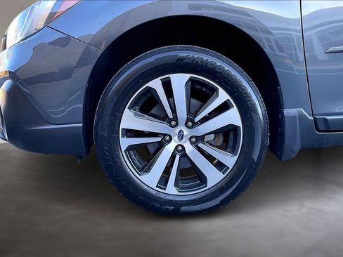 Used 2019 Subaru Outback 2.5i Limited AWD/4WD image 33