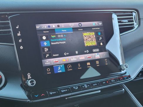 Used 2025 Jeep Wagoneer Series II image 9