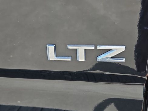 Certified 2024 Chevrolet Silverado 2500 LTZ w/ LTZ Convenience Package AWD/4WD image 38
