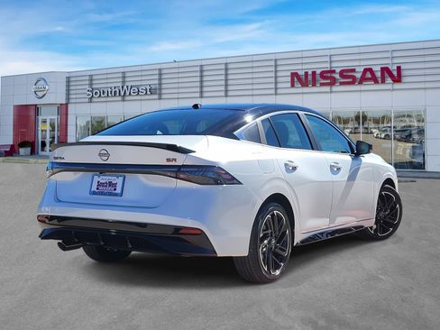 New 2026 Nissan Sentra SR image 6