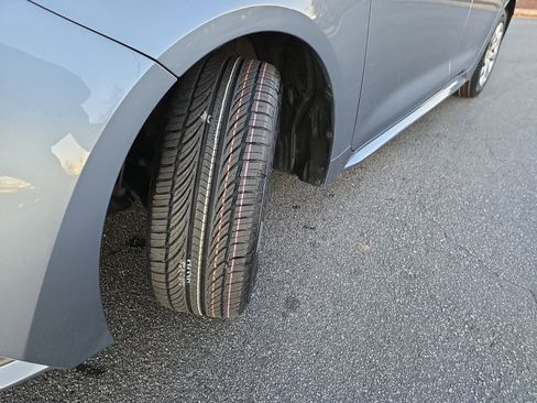 Used 2022 Toyota Corolla LE image 31