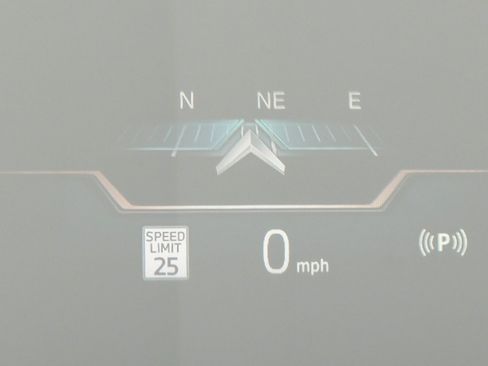 Used 2025 BMW X6 xDrive40i image 44