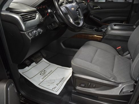 Used 2020 Chevrolet Tahoe LS w/ Enhanced Driver Alert Package image 36