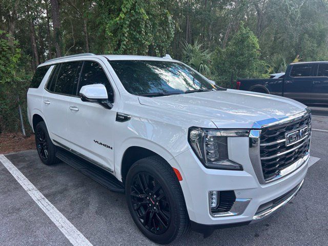 Certified 2023 GMC Yukon SLT w/ SLT Luxury Package AWD/4WD image 5