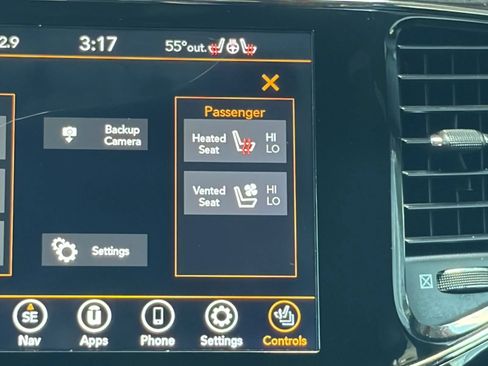 Used 2019 Jeep Grand Cherokee High Altitude AWD/4WD image 25