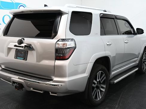Used 2018 Toyota 4Runner Limited AWD/4WD image 3