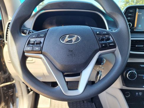 Used 2019 Hyundai Tucson SE AWD/4WD image 18