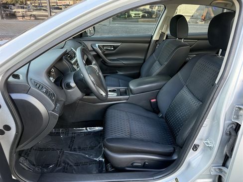 Used 2016 Nissan Altima 2.5 S w/ Power Driver Seat Package image 13
