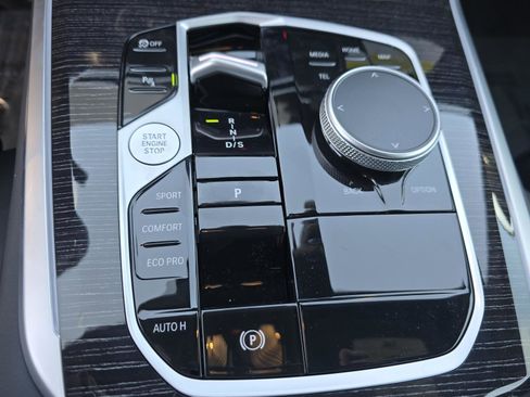 New 2026 BMW X5 sDrive40i w/ M Sport Package image 22