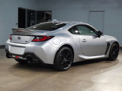 New 2025 Toyota GR86 Premium image 7