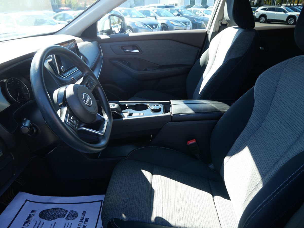 Used 2023 Nissan Rogue SV AWD/4WD image 10