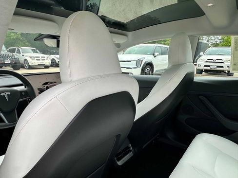 Used 2023 Tesla Model 3 Standard Range RWD image 21