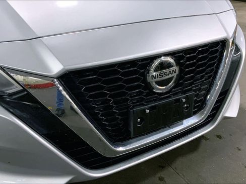 Used 2022 Nissan Altima 2.5 SV image 30