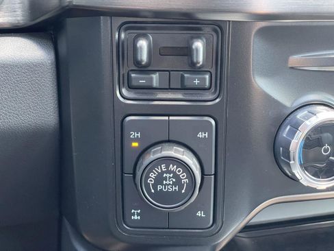 Used 2024 Ford F250 Lariat w/ Lariat Ultimate Package image 27