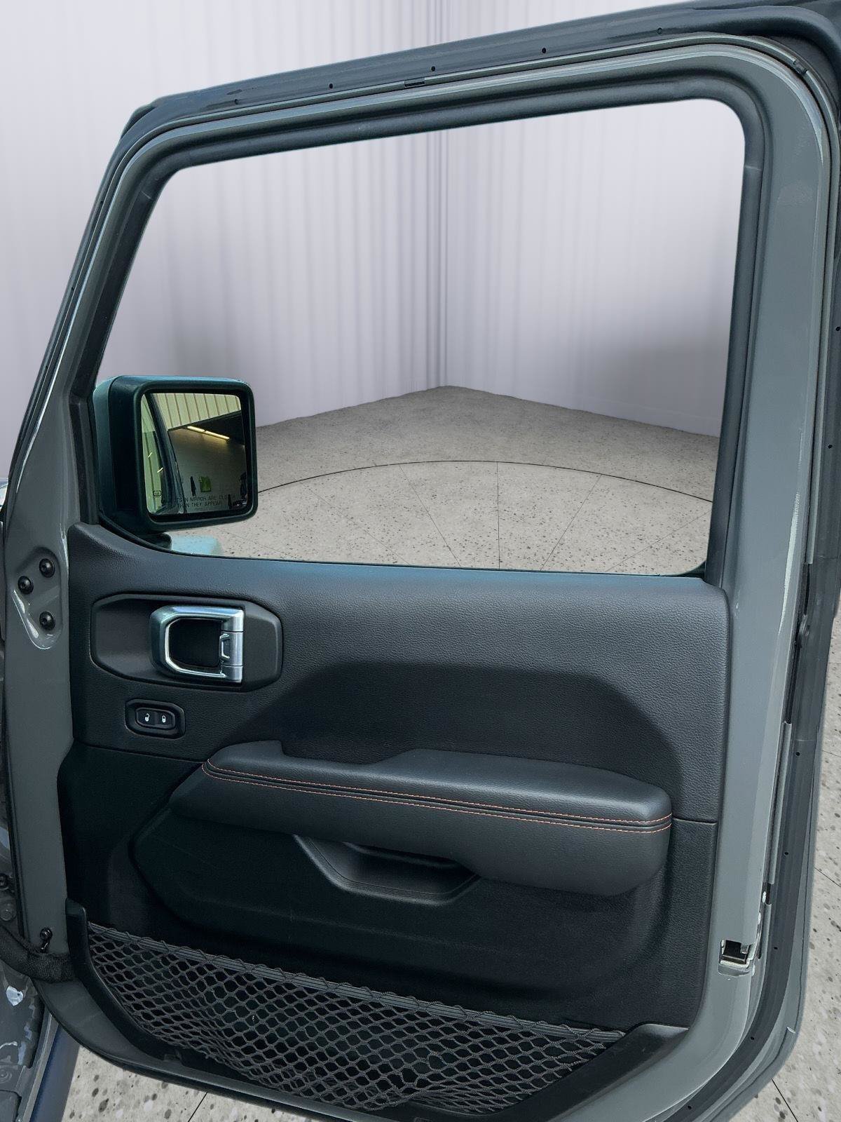 Used 2021 Jeep Gladiator Mojave AWD/4WD image 25
