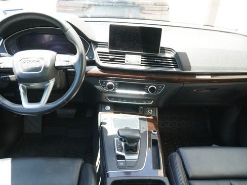 Used 2018 Audi Q5 2.0T Premium Plus w/ Premium Plus Package AWD/4WD image 12