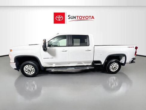 Used 2025 Chevrolet Silverado 2500 LT w/ Convenience Package AWD/4WD image 7