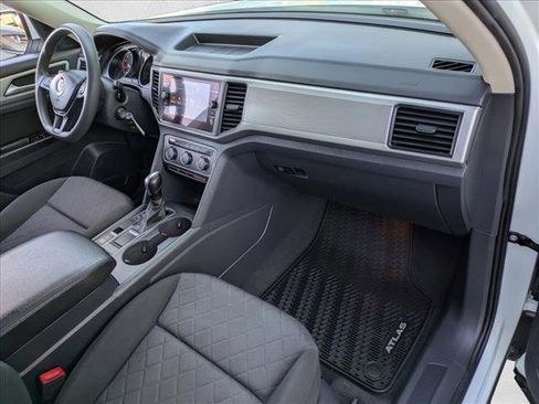 Used 2018 Volkswagen Atlas Launch Edition image 19
