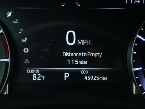 Used 2024 Toyota Highlander LE AWD/4WD image 26