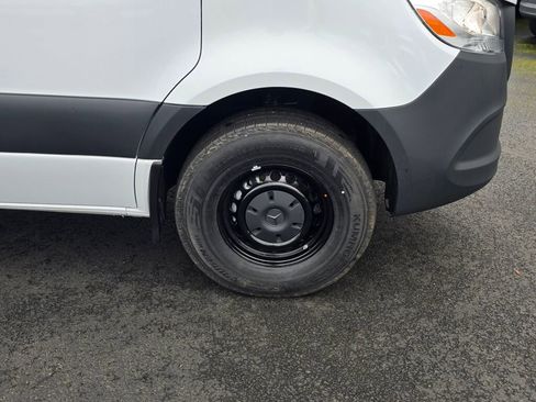 New 2025 Mercedes-Benz Sprinter 2500 image 10