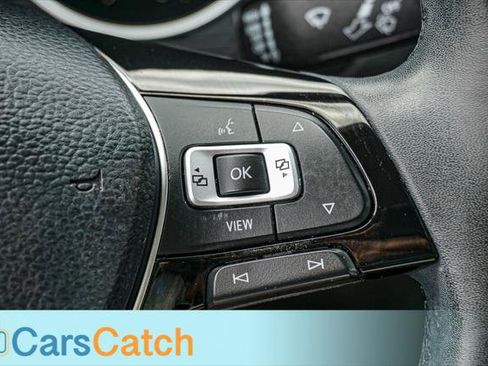 Used 2020 Volkswagen Tiguan SE w/ Panoramic Sunroof Package FWD image 24