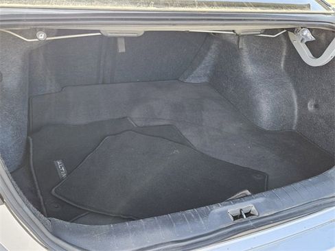 Used 2024 Nissan Altima 2.5 SV image 13