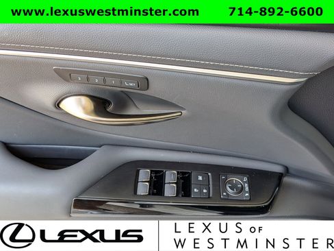 Used 2025 Lexus ES 300h w/ Premium Package FWD image 18