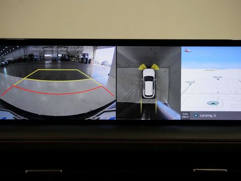 Used 2022 Genesis GV70 3.5T Sport w/ Sport Prestige Package image 19