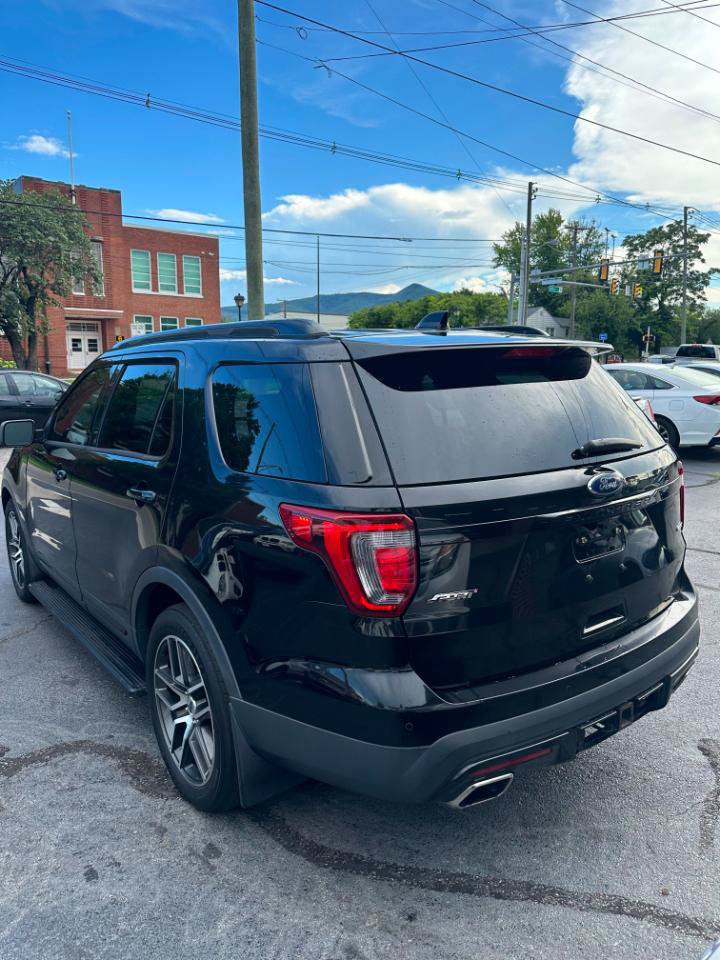 Used 2016 Ford Explorer Sport w/ Equipment Group 401A AWD/4WD image 3