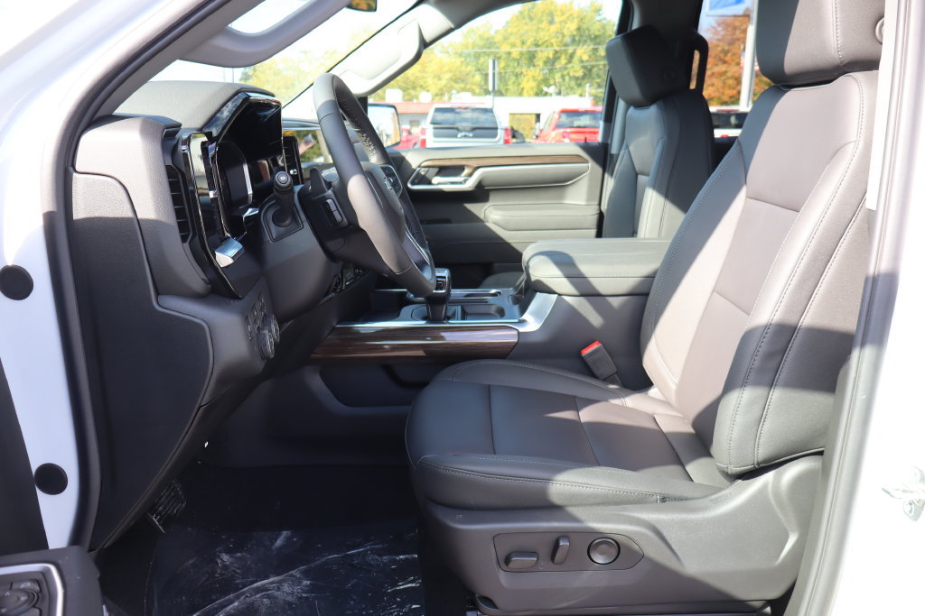 New 2026 Chevrolet Silverado 1500 RST AWD/4WD image 6