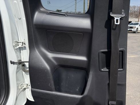 Used 2017 Toyota Tacoma TRD Off-Road w/ Tow Package image 25