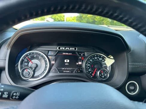 Used 2021 RAM 1500 Laramie AWD/4WD image 15