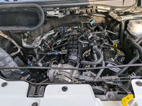 Used 2023 Ford Transit 350 XLT image 11