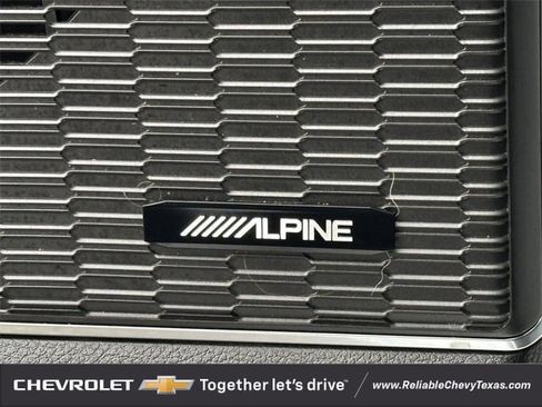 Used 2023 Jeep Grand Cherokee L Overland w/ Advanced Protech Group III image 27