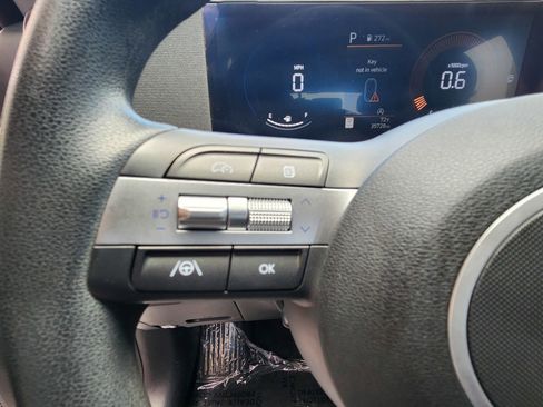 Certified 2024 Hyundai Kona SE FWD image 12