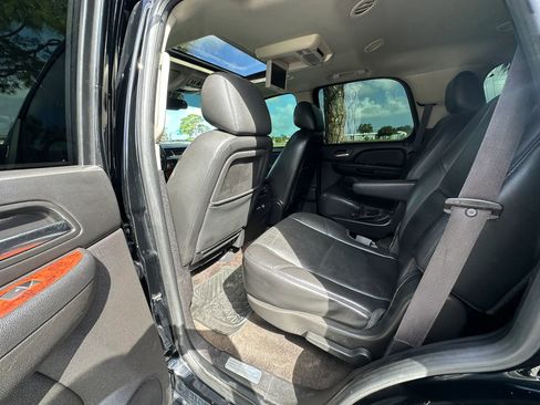 Used 2013 Chevrolet Tahoe LTZ image 31