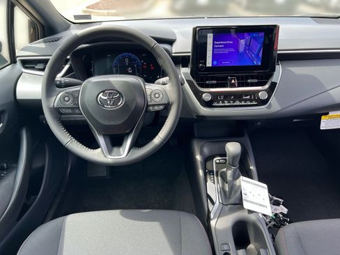 New 2026 Toyota Corolla SE FWD image 18